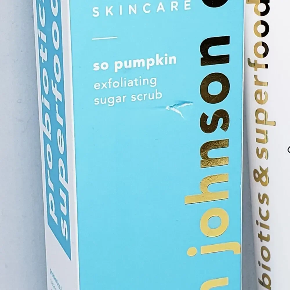 Tula x Shawn Johnson East So Pumpkin Exfoliating Sugar Scrub